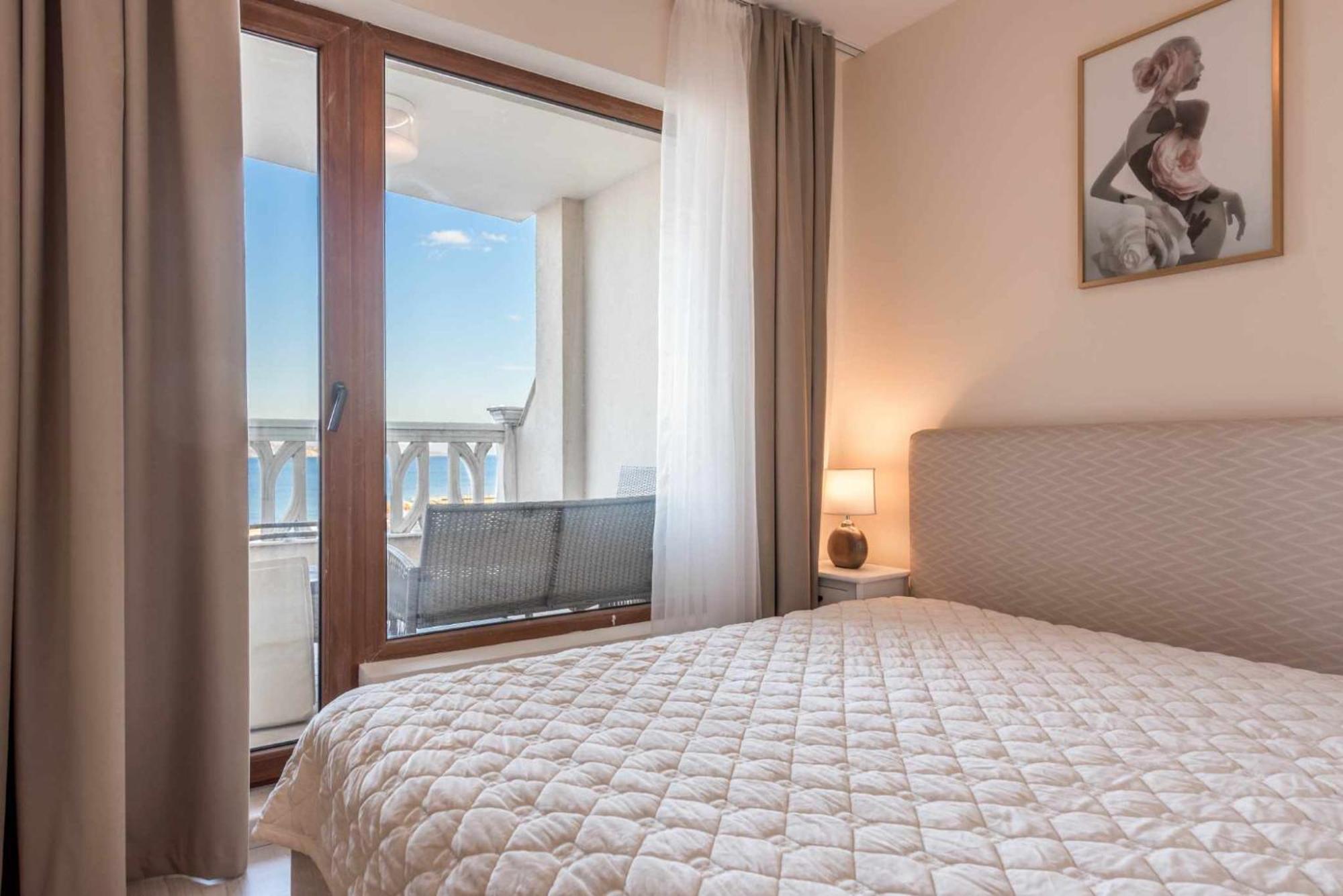 Azur Del Mar Seaview Apartment Varna Exteriör bild