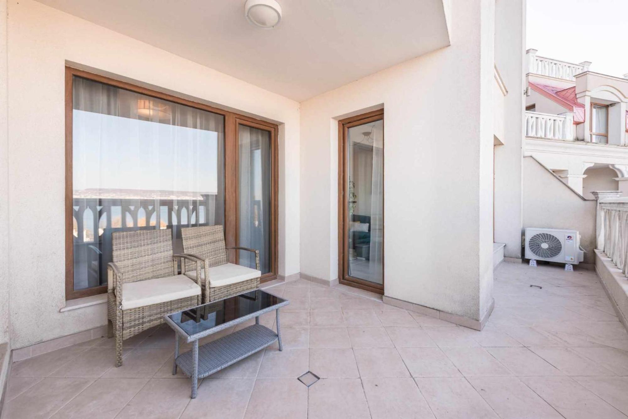 Azur Del Mar Seaview Apartment Varna Exteriör bild