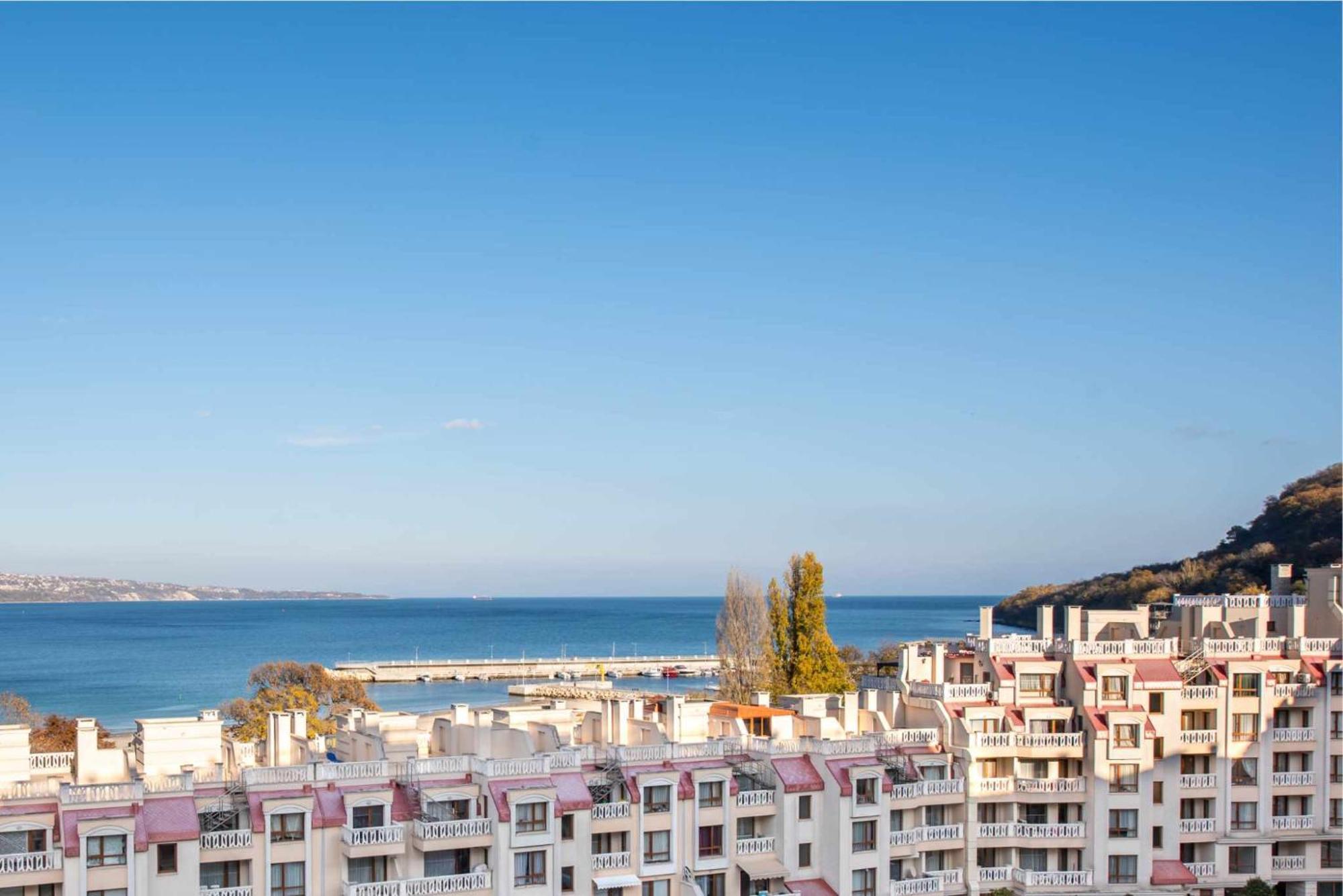 Azur Del Mar Seaview Apartment Varna Exteriör bild